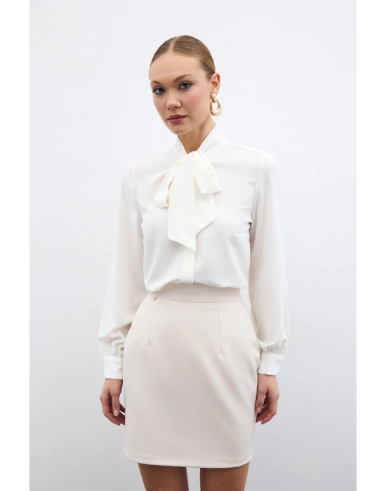 Yakası Bağlamalı Düz Gömlek - Ekru