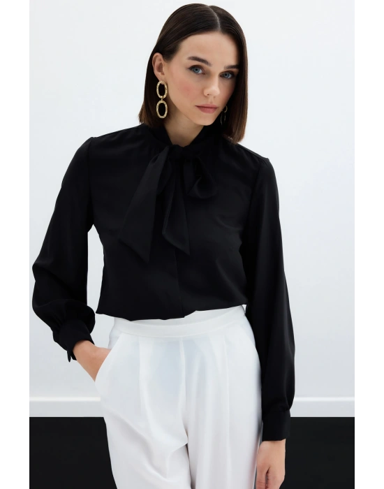 Yakası Bağlamalı Düz Gömlek - Siyah