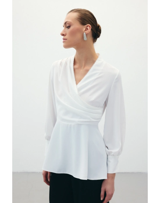 Boncuklu Yaka Kruvaze Bluz - Ekru