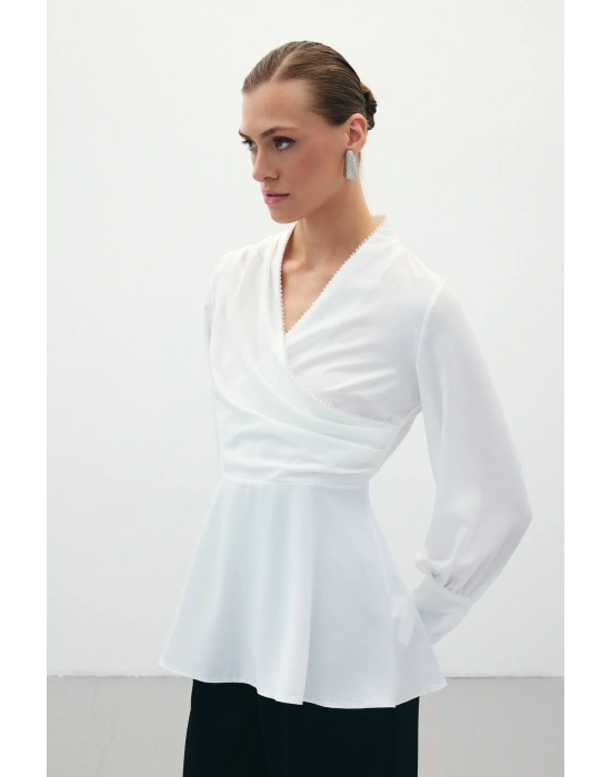 Boncuklu Yaka Kruvaze Bluz - Ekru