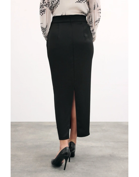 Gold Aksesuarlı Uzun Etek - Siyah