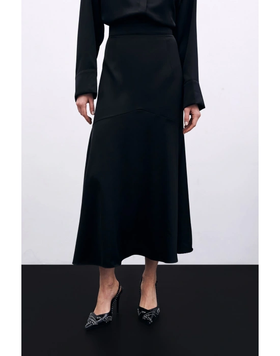 Kesik Detaylı Saten Etek - Siyah