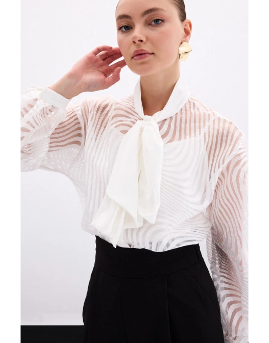 Fularlı Zebra Desenli Gömlek - Ekru