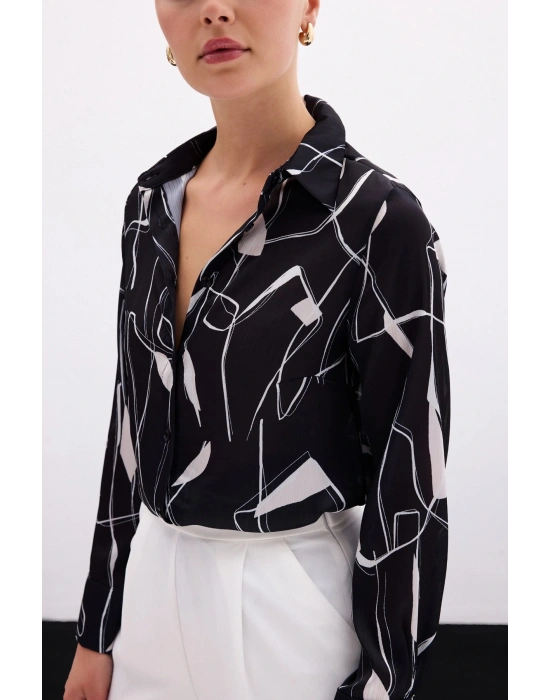 Yırtmaç Detaylı Gömlek - Siyah