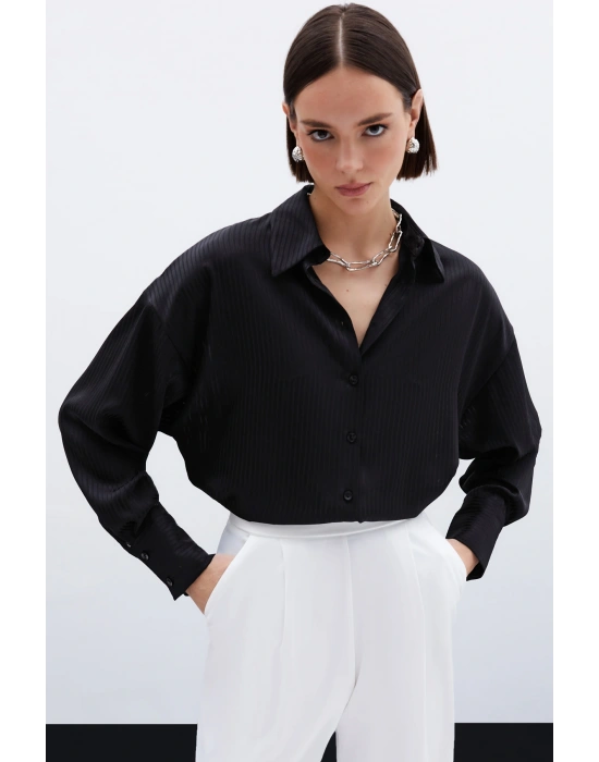 Kendinden Çizgi Desenli Gömlek - Siyah