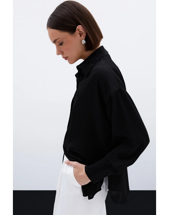 Kendinden Çizgi Desenli Gömlek - Siyah