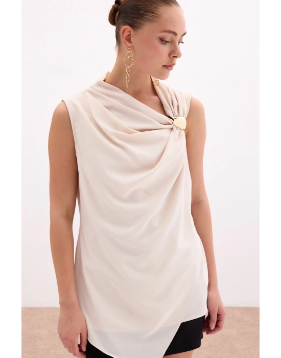 Tek Omuz Aksesuarlı Bluz - Bej