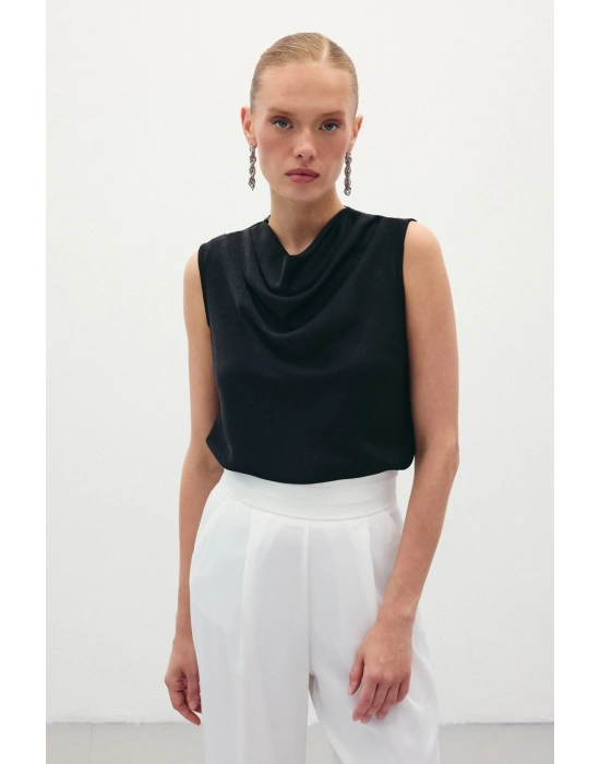 Degaje Yaka Saten Bluz - Siyah