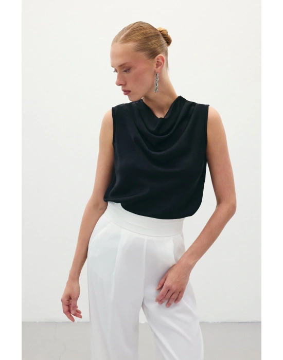 Degaje Yaka Saten Bluz - Siyah