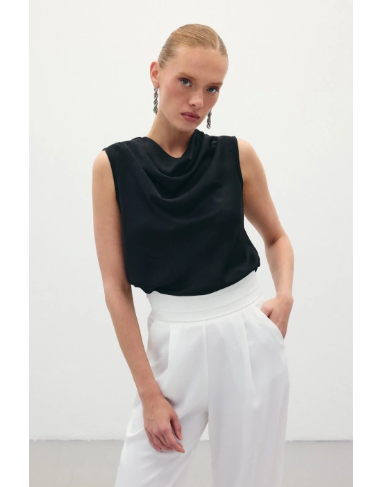 Degaje Yaka Saten Bluz - Siyah