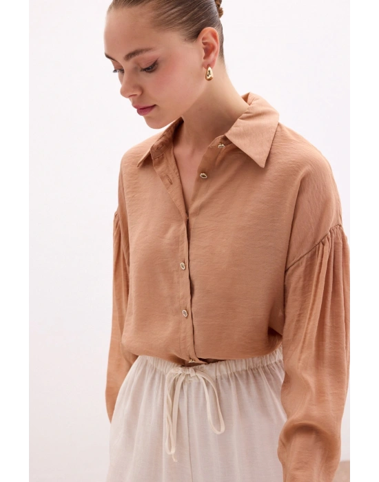 Düğme Aksesuarlı İnce Gömlek - Camel
