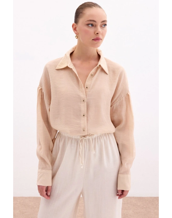 Düğme Aksesuarlı İnce Gömlek - Bej