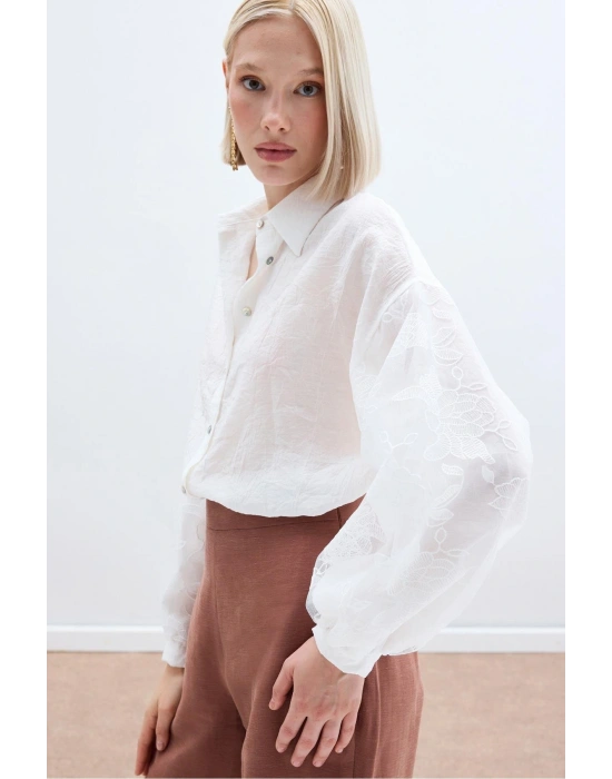 Nakış Detaylı Kraşlı Gömlek - Ekru