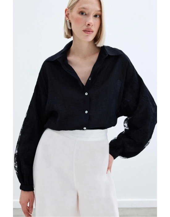 Nakış Detaylı Kraşlı Gömlek - Siyah