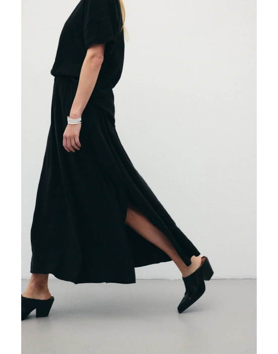 Yırtmaçlı Uzun Etek - Siyah