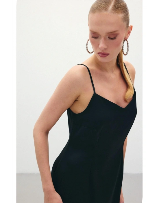 Askılı Uzun Saten Elbise - Siyah