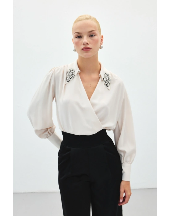 Aksesuar Detaylı Bodysuit Bluz - Bej