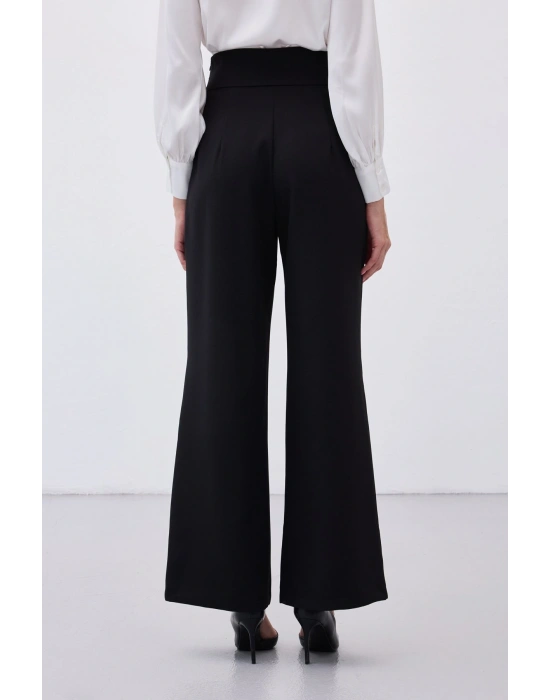 Bel Aksesuarlı Pantolon - Siyah