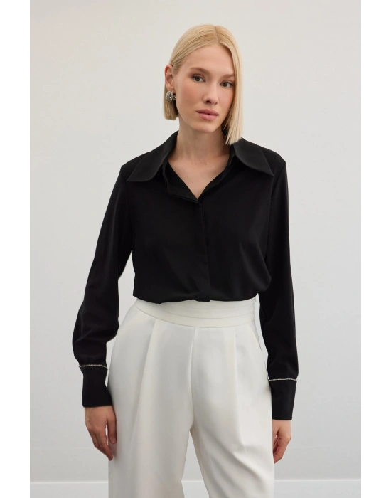 Aksesuarlı Klasik Gömlek - Siyah