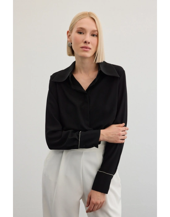 Aksesuarlı Klasik Gömlek - Siyah
