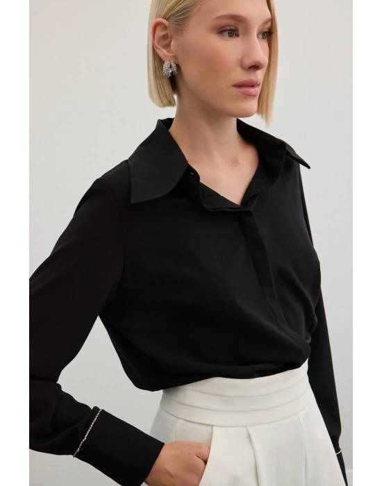 Aksesuarlı Klasik Gömlek - Siyah