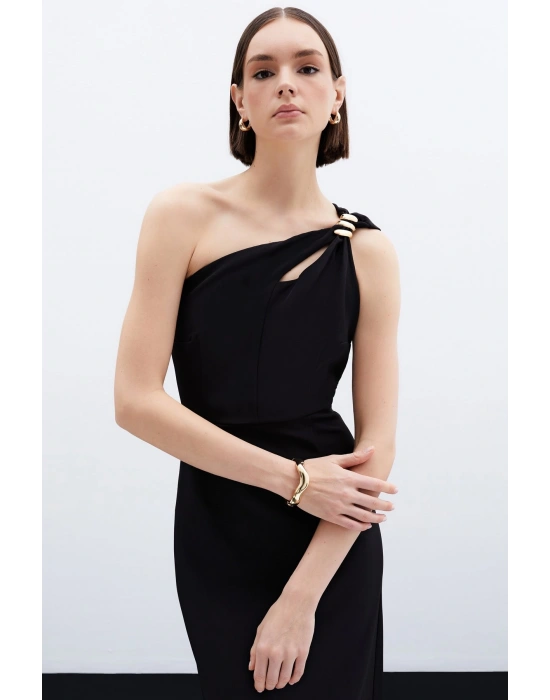 Aksesuar Detaylı Elbise - Siyah