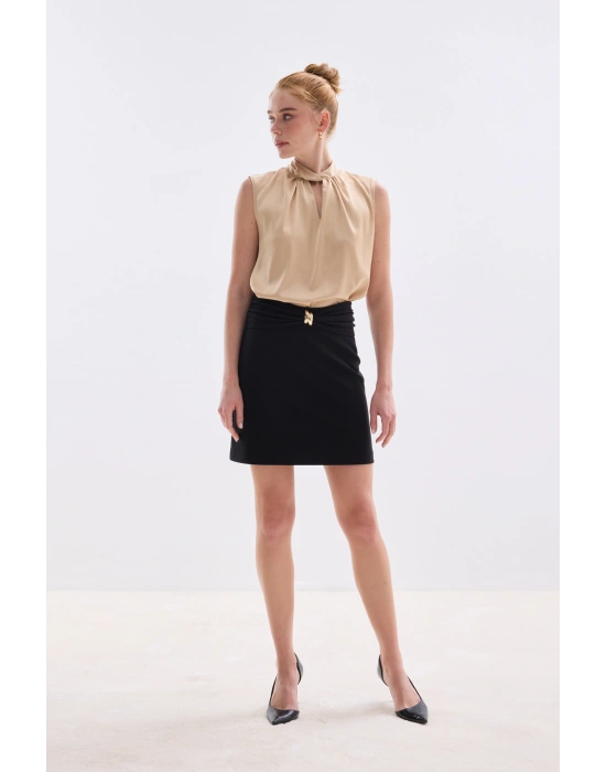 Bel Aksesuarlı Mini Etek - Siyah