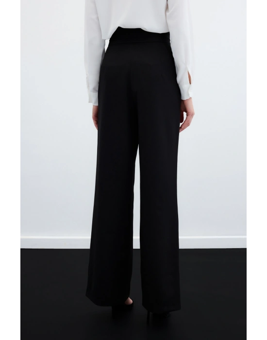 Bel Detaylı Cepli Pantolon - Siyah