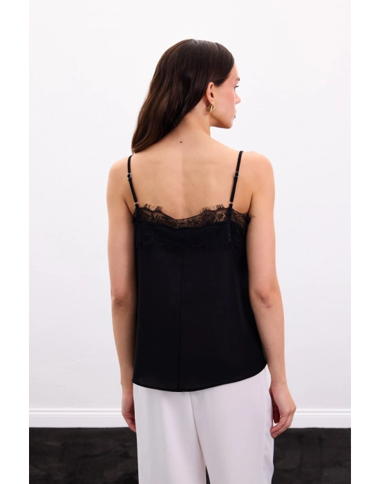 Dantel Detaylı Askılı Bluz - Siyah