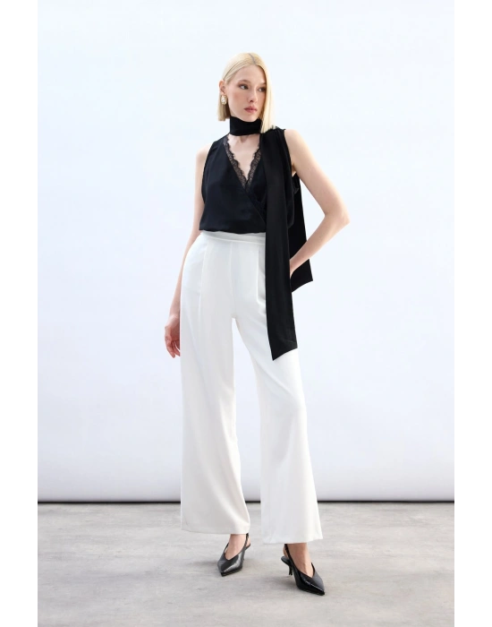 Dantel Detaylı Bodysuit Bluz - Siyah