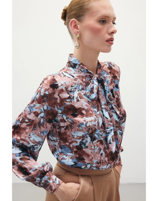 Desenli Fular Yaka Gömlek - Kahve