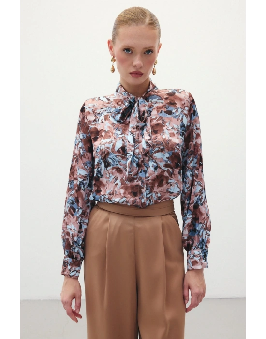 Desenli Fular Yaka Gömlek - Kahve