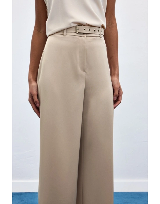 Kemer Detaylı Saten Pantolon - Taş