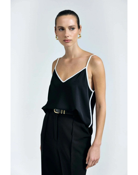 Kontrast Askılı Bluz - Siyah