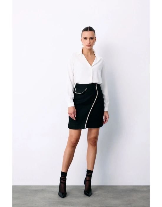 Kruvaze Süs Cepli Kısa Etek - Siyah