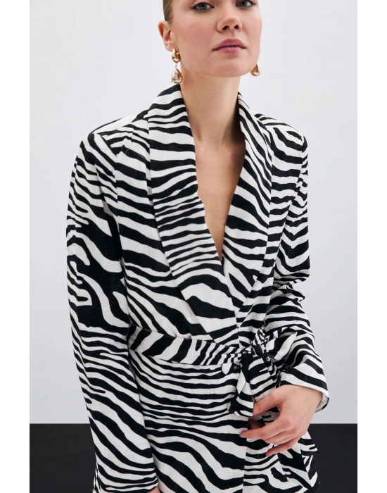 Kuşaklı Zebra Ceket - Siyah
