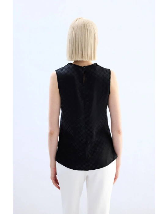 Puantiye Desenli Kolsuz Bluz - Siyah