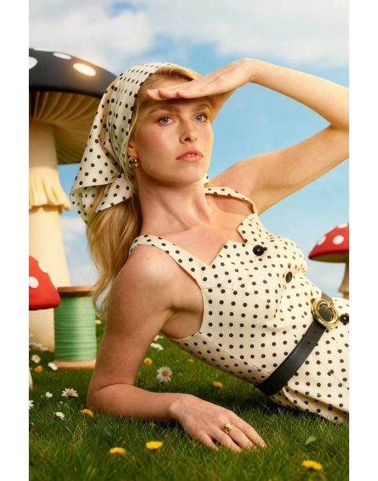 Puantiyeli Kemerli Kare Yaka Bluz Krem