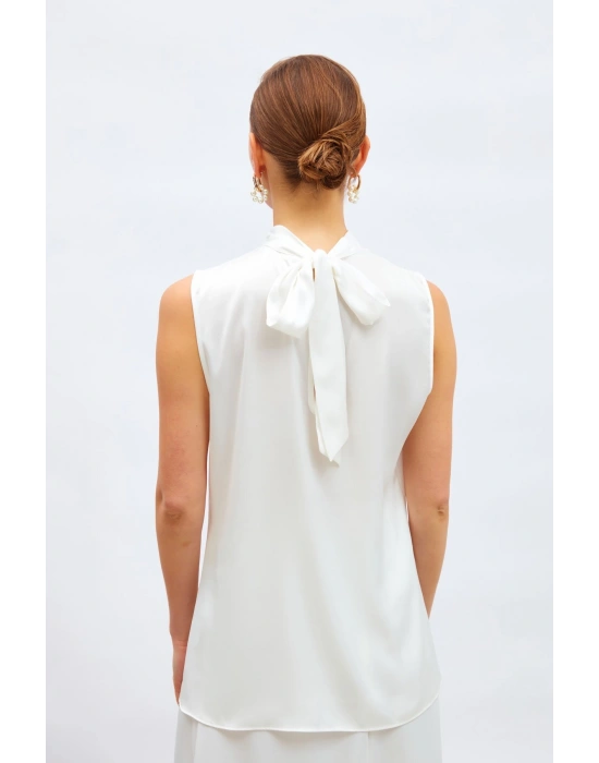 Yaka Detaylı Saten Bluz - Ekru