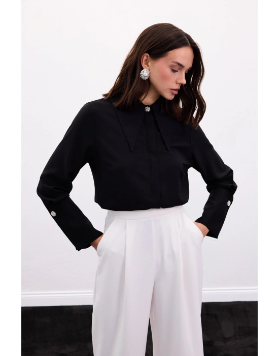 Yaka Ve Manşet Aksesuarlı Gömlek - Siyah