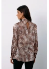 Detaylı Yaka Leopar Desenli Bluz - Bej