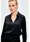 Payet Detaylı Saten Gömlek - Siyah