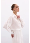 Düğme Aksesuarlı İnce Gömlek - Ekru
