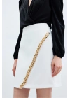 Zincir Aksesuarlı Mini Etek - Ekru