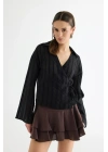 Anvelop Yaka Bağcıklı Tül Bluz Siyah