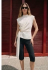 Kuşak Detaylı Aksesuarlı Bluz - Ekru