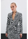 Kuşaklı Zebra Ceket - Siyah