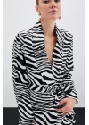 Kuşaklı Zebra Ceket - Siyah