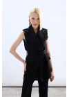 Omuz Aksesuarlı Kuşaklı Yelek - Siyah