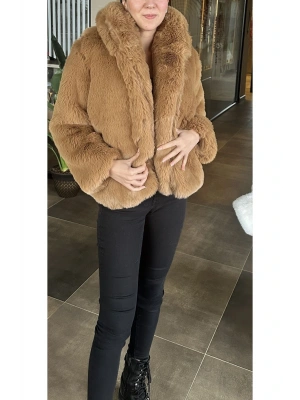 Kahverengi Şal Yaka Kürk